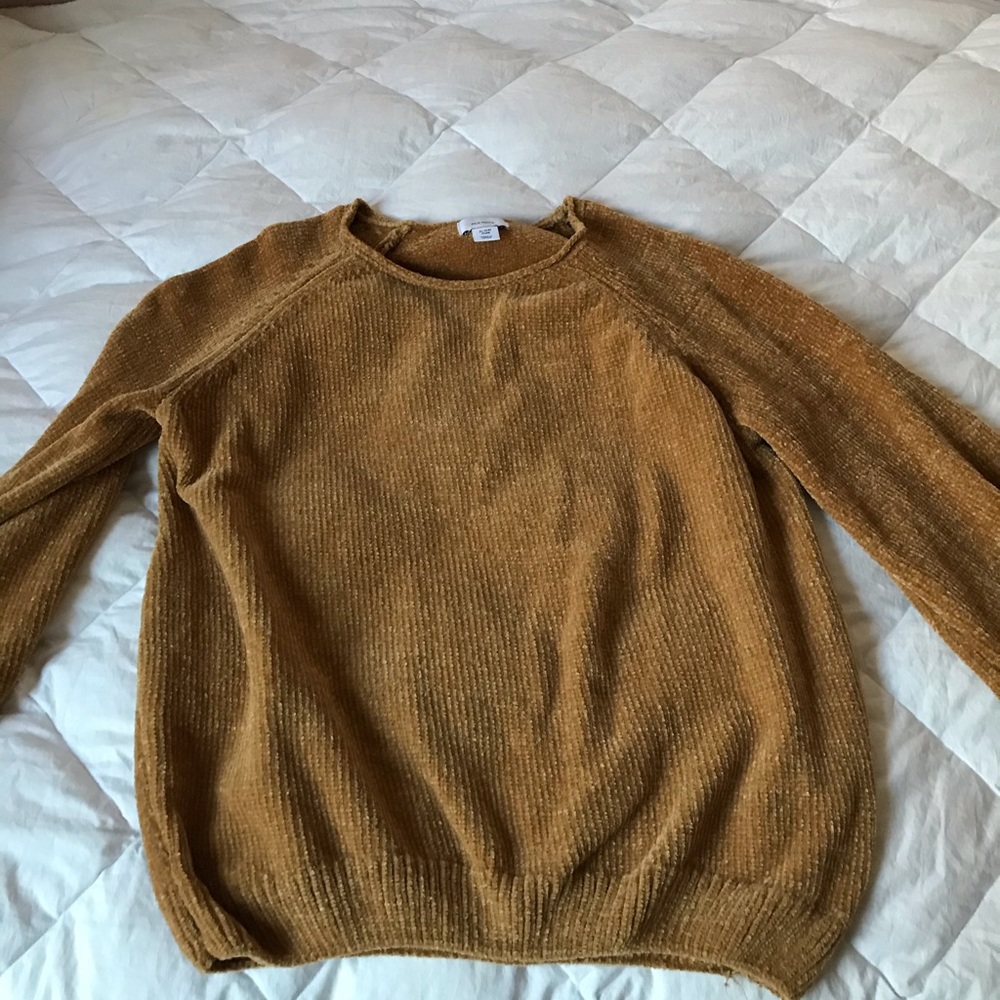 old navy sweater